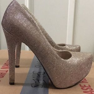 Charlotte Russe Gold Glitter Pumps